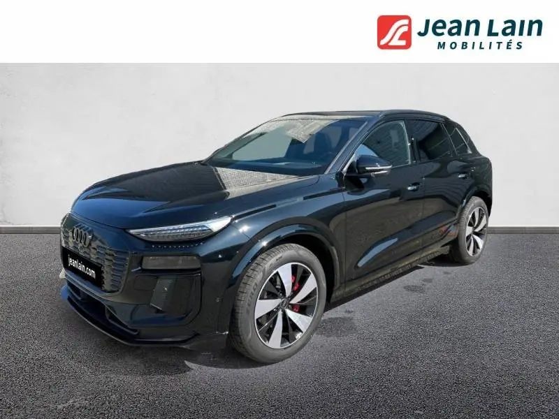 Photo 1 : Audi E-tron 2024 Non renseigné