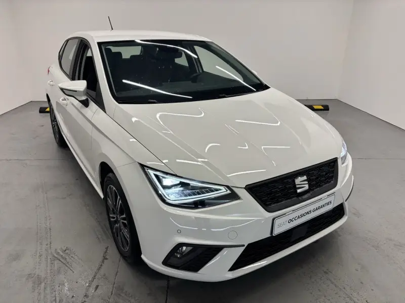 Photo 1 : Seat Ibiza 2023 Petrol