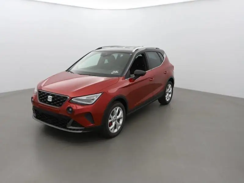 Photo 1 : Seat Arona 2024 Petrol