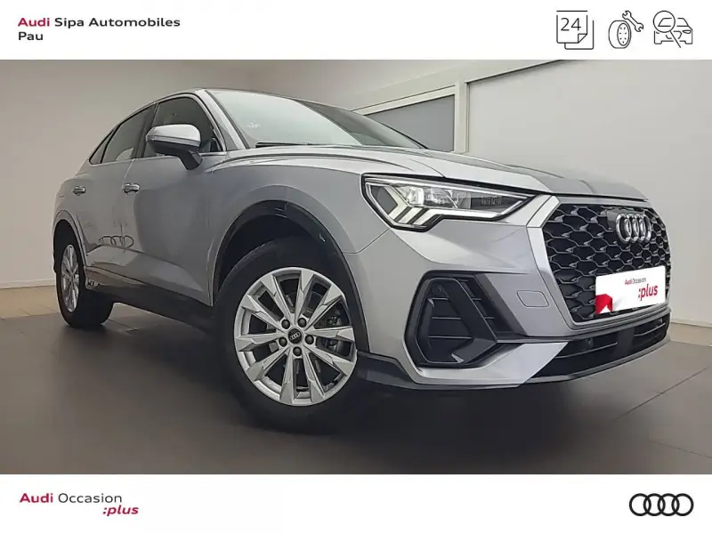 Photo 1 : Audi Q3 2022 Essence