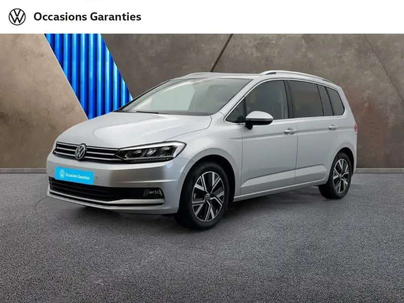 Photo 1 : Volkswagen Touran 2023 Petrol