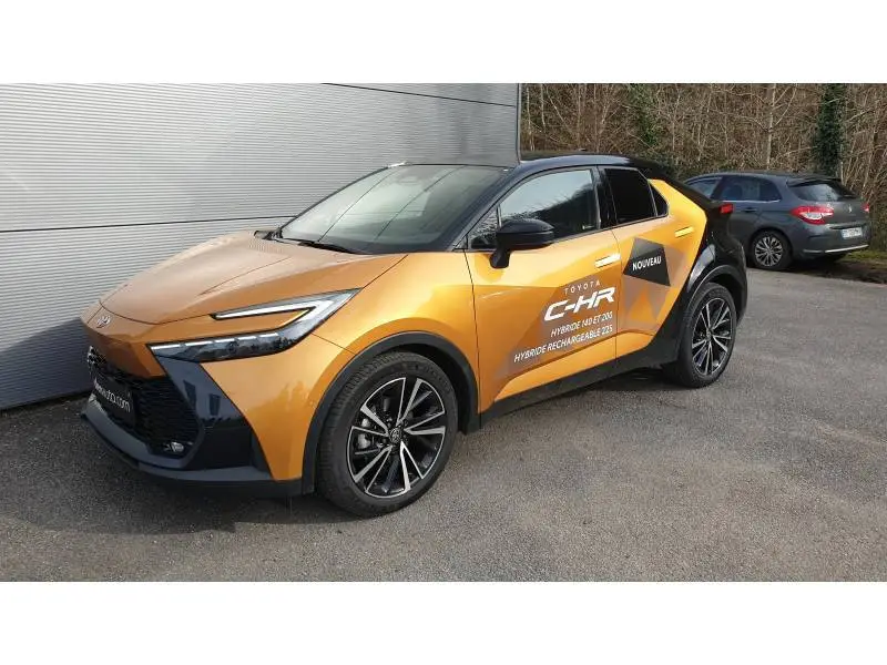 Photo 1 : Toyota C-hr 2024 Hybrid