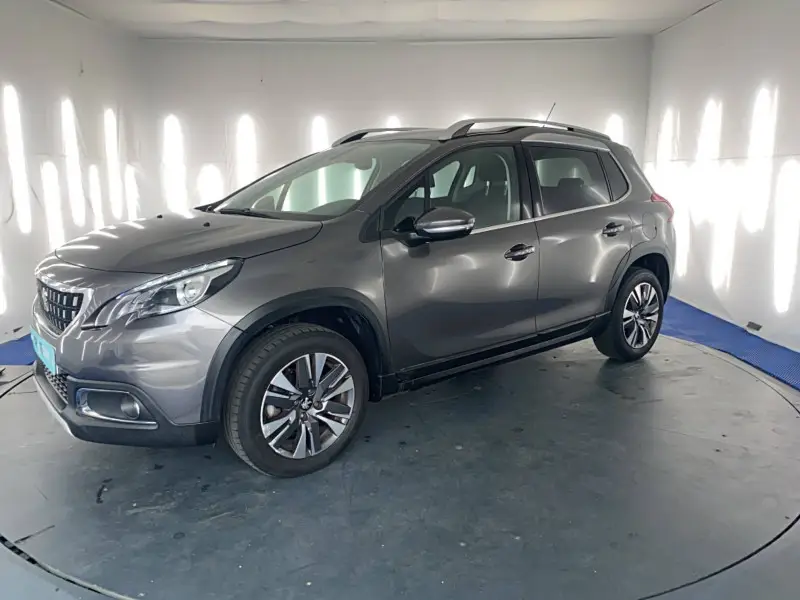 Photo 1 : Peugeot 2008 2019 Petrol