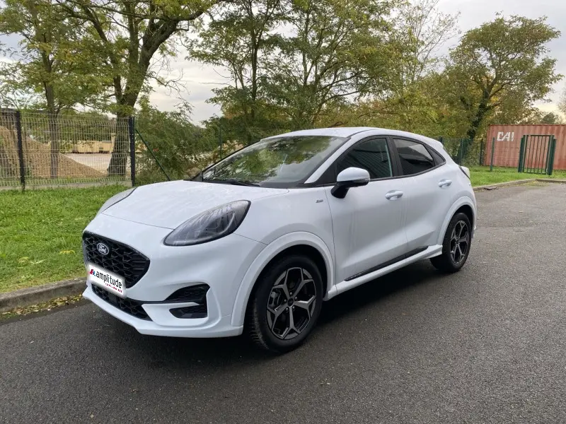 Photo 1 : Ford Puma 2024 Hybrid