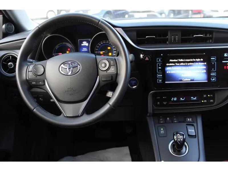 Photo 1 : Toyota Auris 2018 Hybride