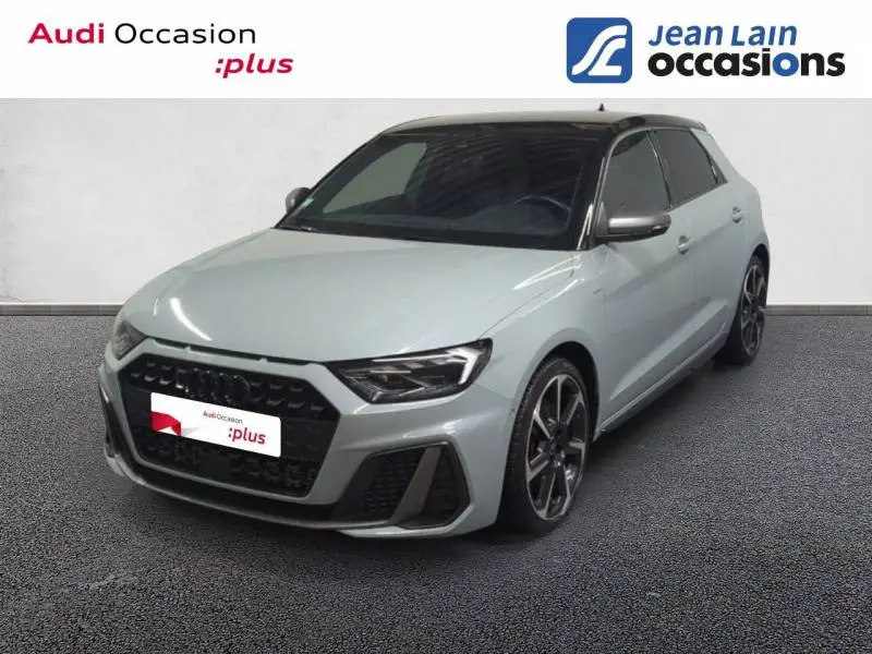 Photo 1 : Audi A1 2023 Essence