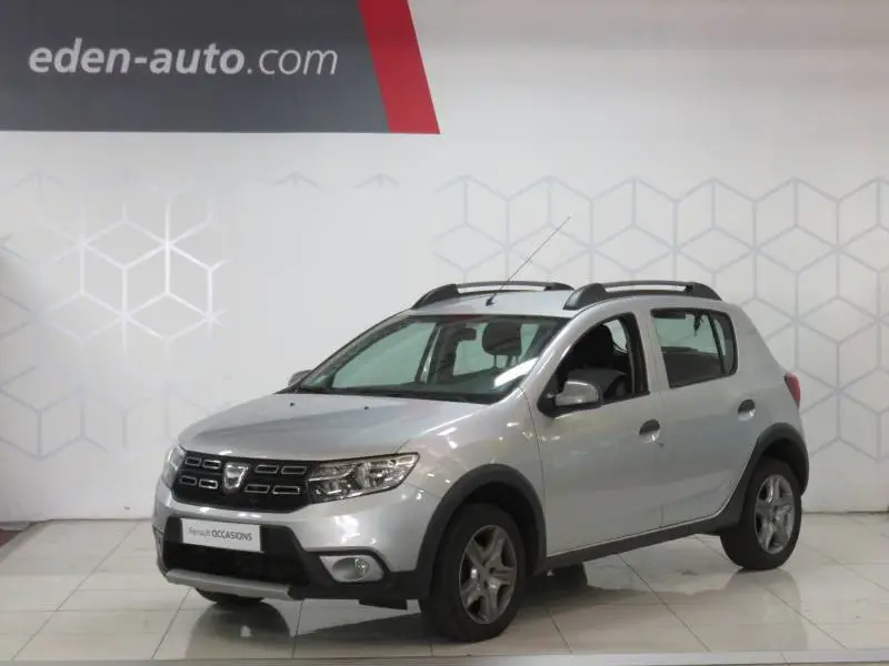 Photo 1 : Dacia Sandero 2019 Petrol