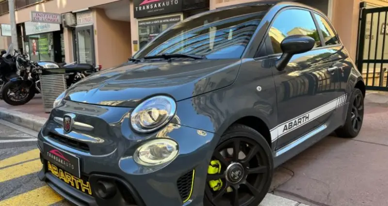 Photo 1 : Abarth 595 2018 Petrol