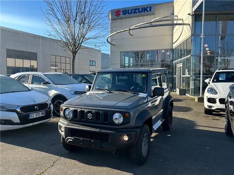 Photo 1 : Suzuki Jimny 2024 Petrol