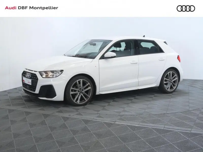 Photo 1 : Audi A1 2019 Essence