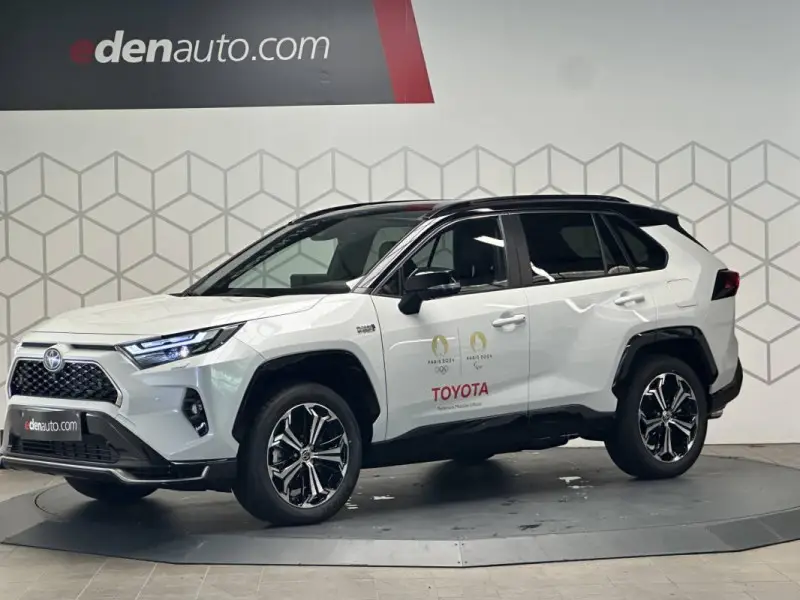 Photo 1 : Toyota Rav4 2024 Hybrid