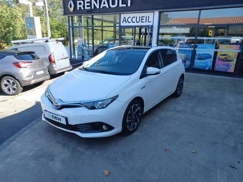 Photo 1 : Toyota Auris 2018 Hybrid