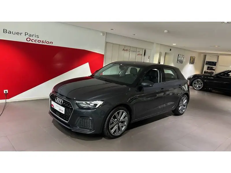 Photo 1 : Audi A1 2022 Essence