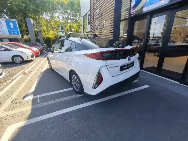 Photo 1 : Toyota Prius 2020 Petrol