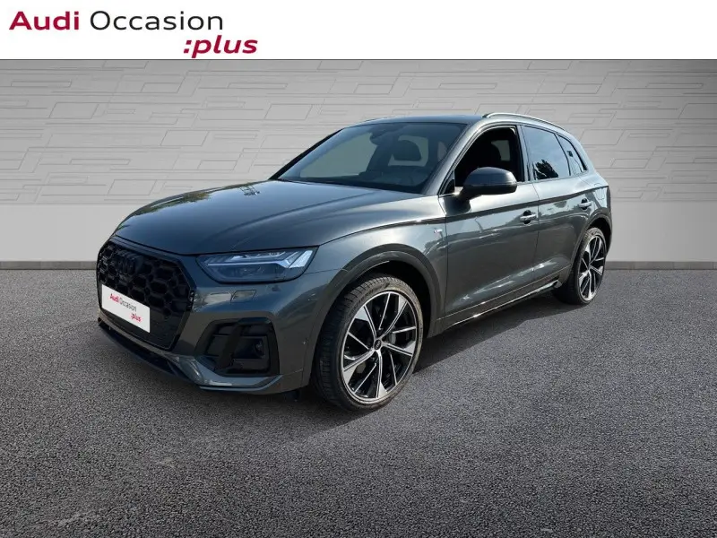 Photo 1 : Audi Q5 2024 Essence