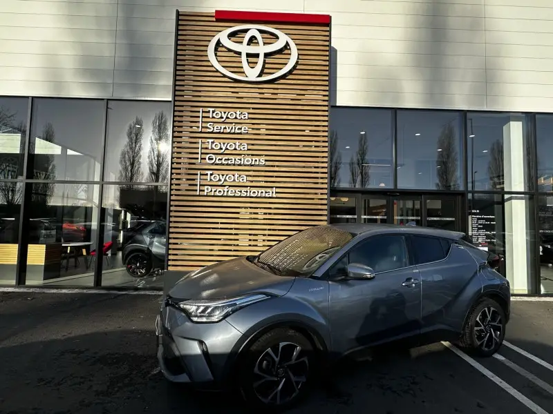 Photo 1 : Toyota C-hr 2020 Petrol