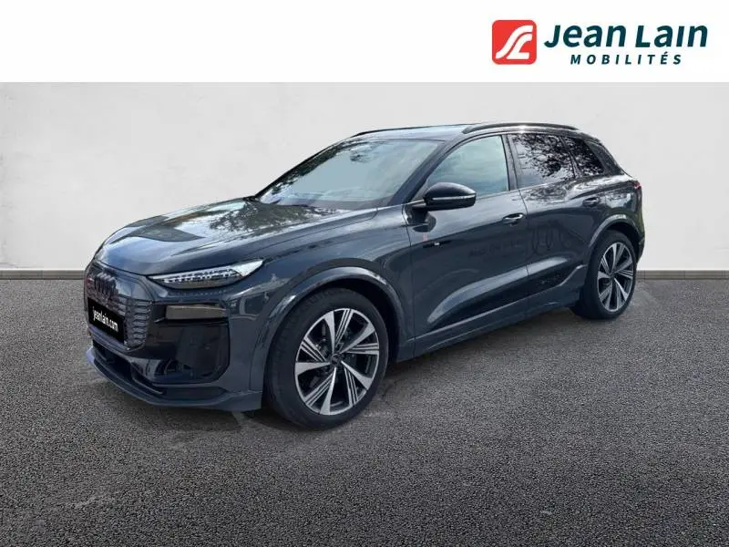 Photo 1 : Audi E-tron 2024 Non renseigné