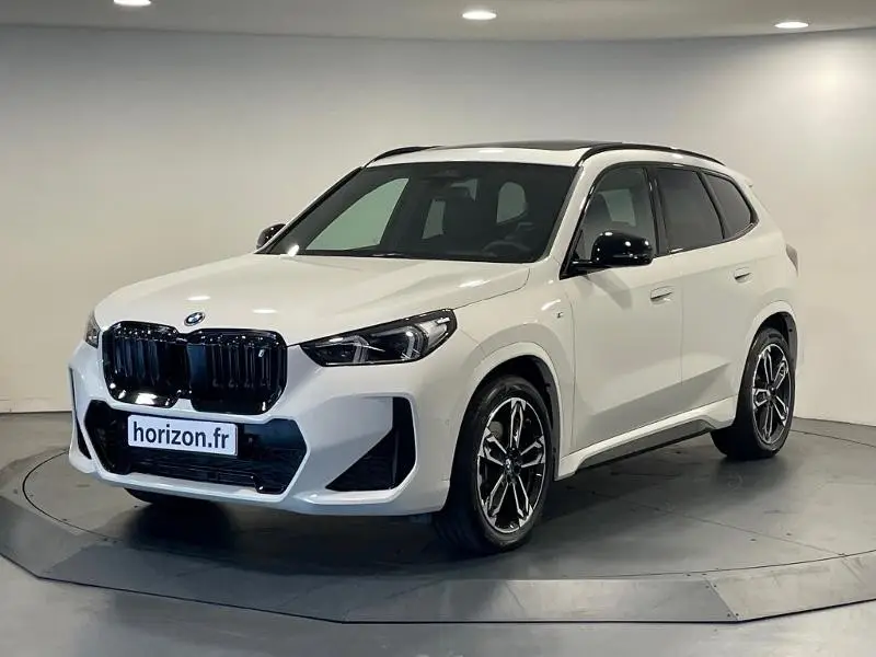 Photo 1 : Bmw X1 2023 Non renseigné