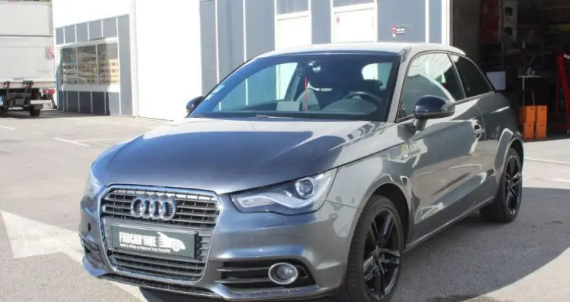 Photo 1 : Audi A1 2015 Essence