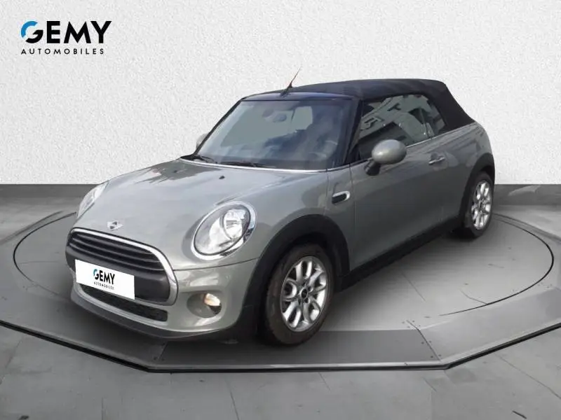 Photo 1 : Mini Cabrio 2018 Essence