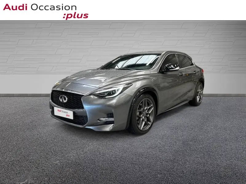 Photo 1 : Infiniti Q30 2017 Petrol