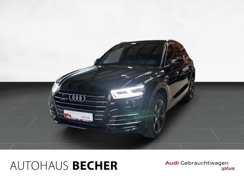 Photo 1 : Audi Q5 2020 Hybrid