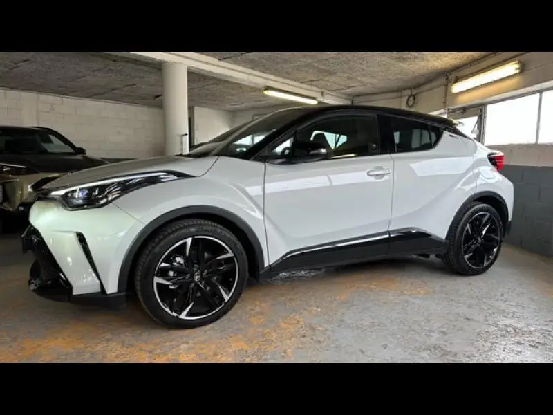 Photo 1 : Toyota C-hr 2023 Essence