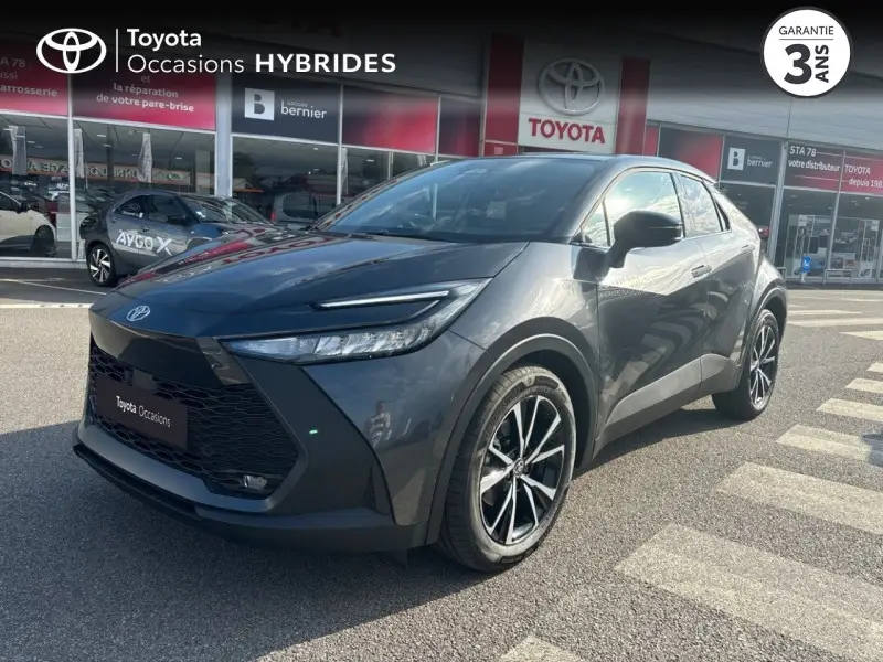 Photo 1 : Toyota C-hr 2024 Petrol