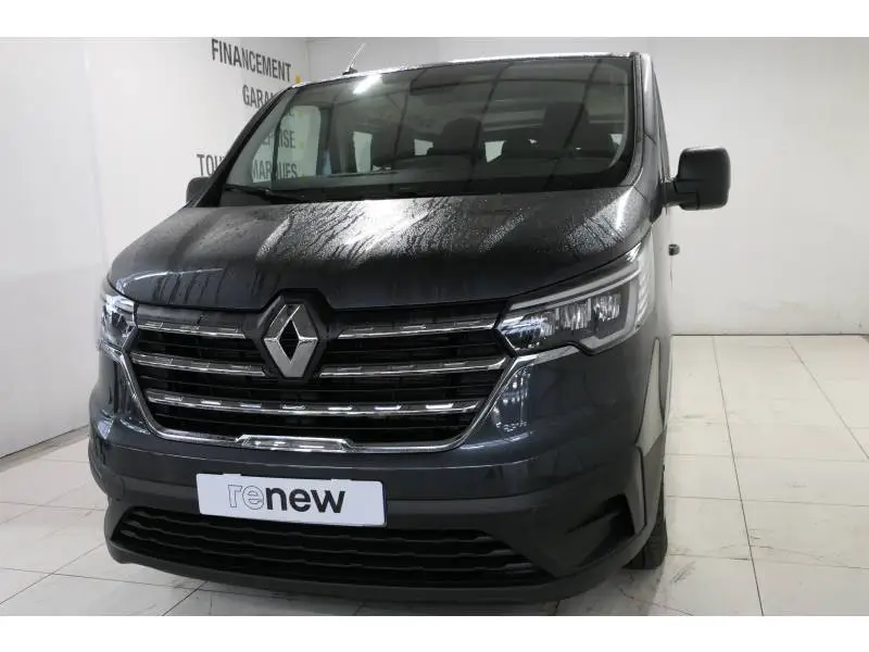 Photo 1 : Renault Trafic 2023 Diesel