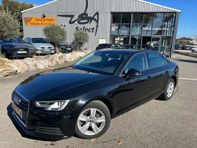 Photo 1 : Audi A4 2019 Petrol