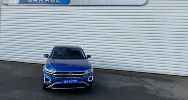 Photo 1 : Volkswagen T-roc 2022 Petrol