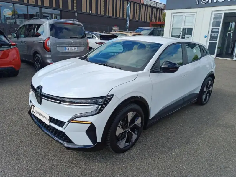 Photo 1 : Renault Megane 2022 Non renseigné