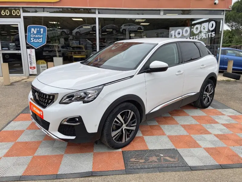 Photo 1 : Peugeot 3008 2019 Diesel