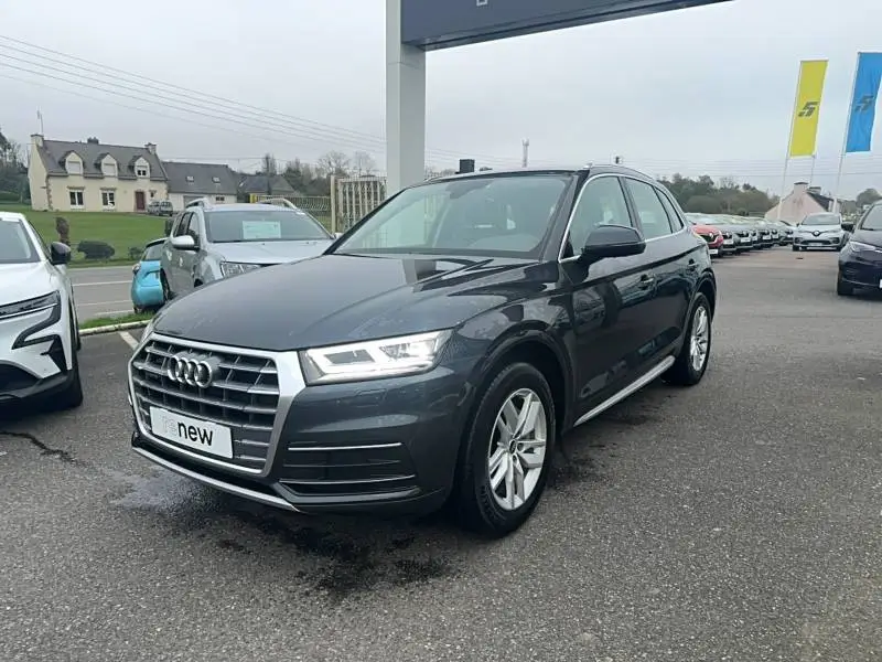 Photo 1 : Audi Q5 2021 Hybrid