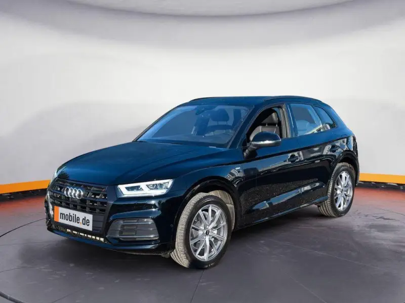 Photo 1 : Audi Q5 2020 Hybrid