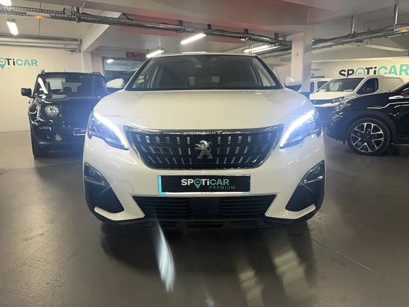 Photo 1 : Peugeot 3008 2020 Diesel