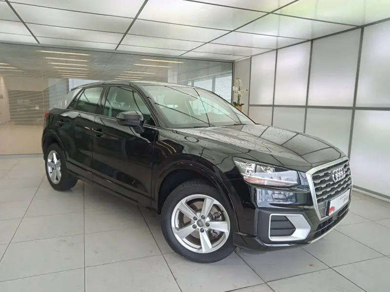 Photo 1 : Audi Q2 2018 Petrol