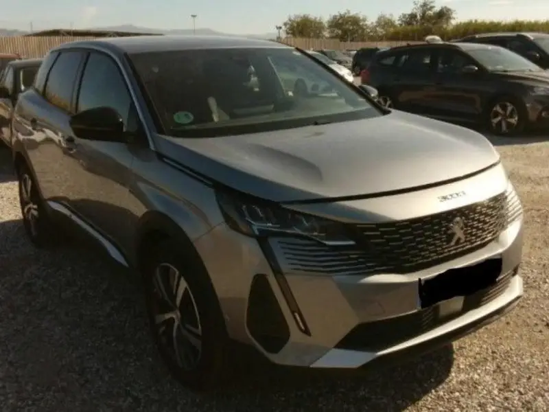 Photo 1 : Peugeot 3008 2023 Petrol