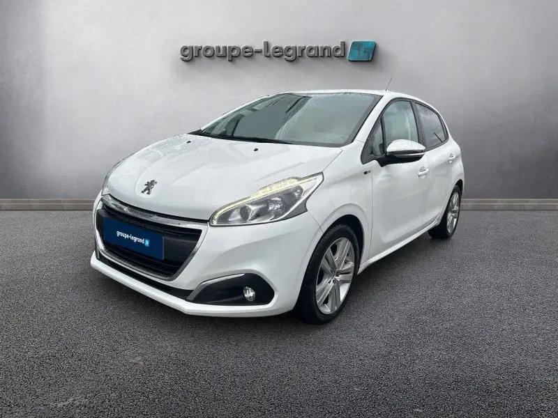 Photo 1 : Peugeot 208 2016 Essence