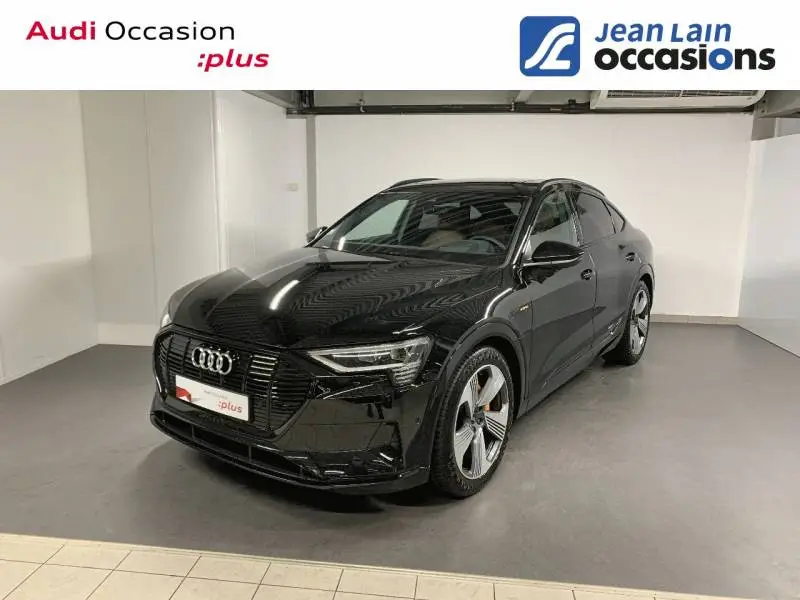 Photo 1 : Audi E-tron 2021 Non renseigné