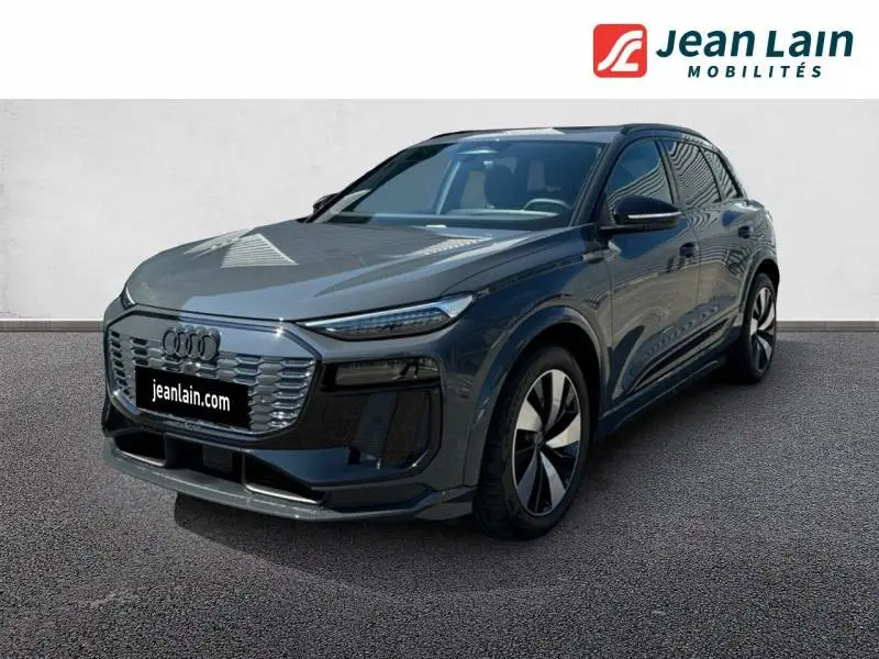 Photo 1 : Audi E-tron 2024 Non renseigné