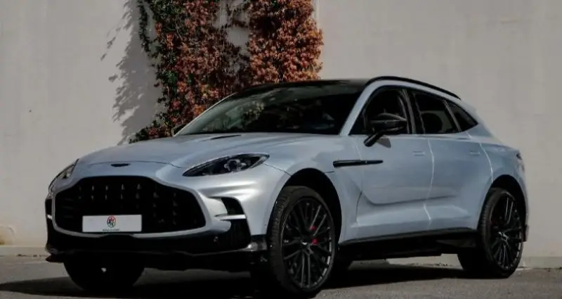 Photo 1 : Aston Martin Dbx 2023 Petrol