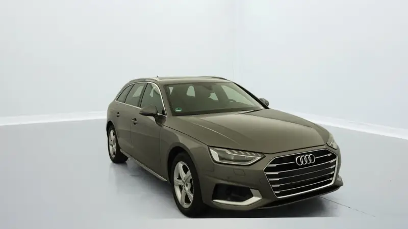 Photo 1 : Audi A4 2020 Hybrid