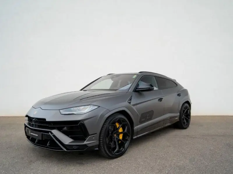 Photo 1 : Lamborghini Urus 2023 Essence