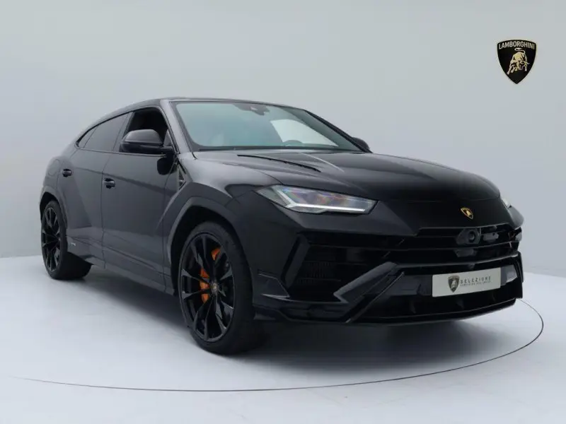 Photo 1 : Lamborghini Urus 2024 Essence