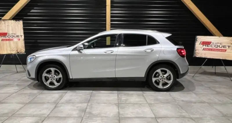 Photo 1 : Mercedes-benz Classe Gla 2020 Petrol