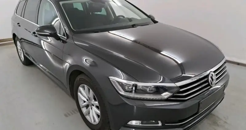 Photo 1 : Volkswagen Passat 2019 Diesel