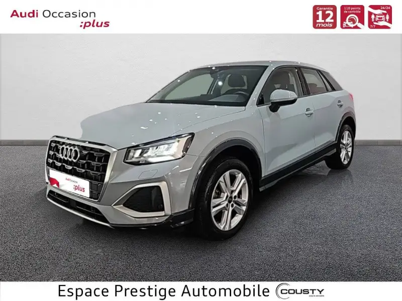 Photo 1 : Audi Q2 2024 Petrol