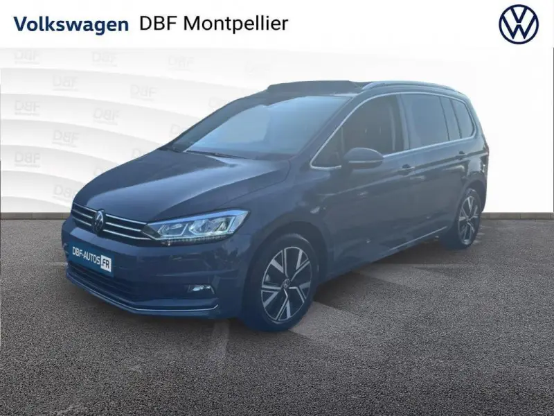 Photo 1 : Volkswagen Touran 2023 Essence