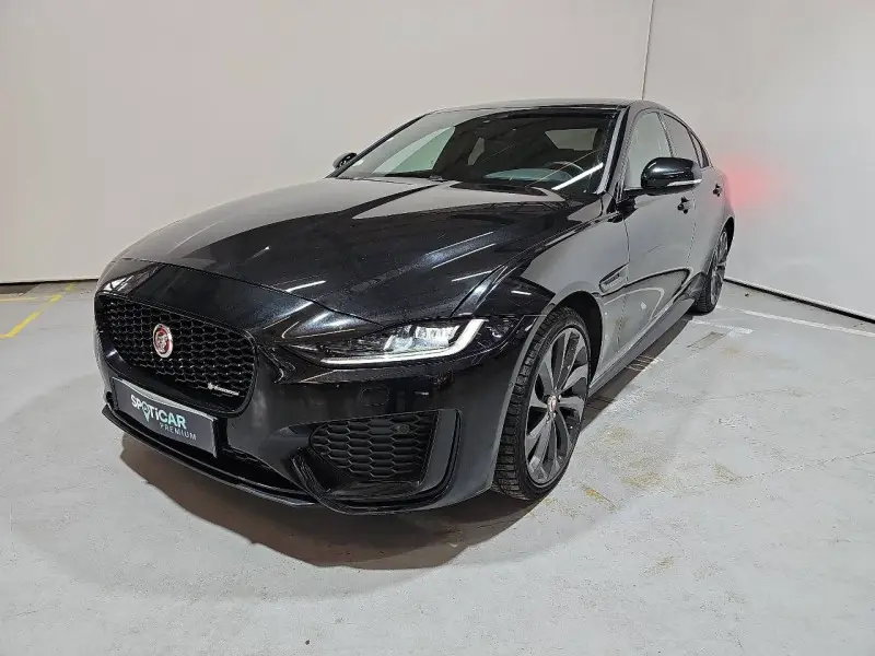 Photo 1 : Jaguar Xe 2019 Diesel